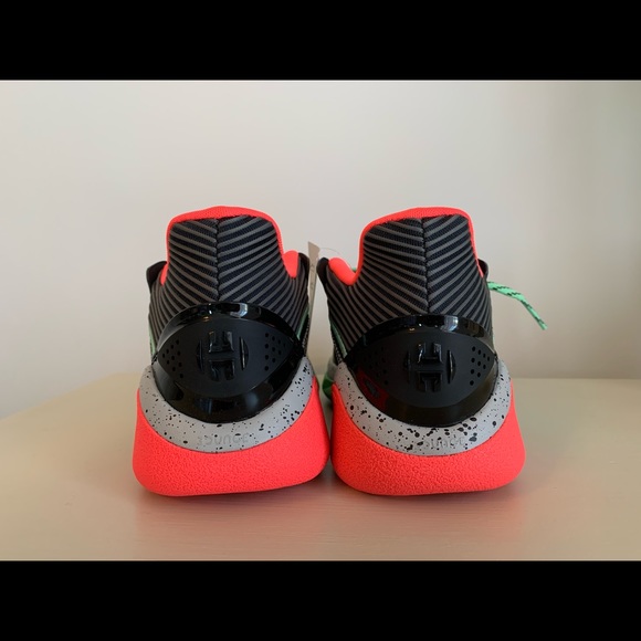 Hi I am selling Brand new Adidas sneakers - Picture 2 of 6